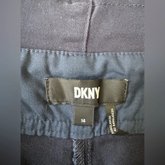 🖤 DKNY Black Belted High-Waisted Tapered Pants – Size 14 - Picture 9 of 10